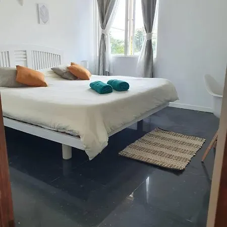 Namaste Lounge - Appartement 'Papaya' 1 Chambre 1Er Etage Pereybere Beach Exterior photo